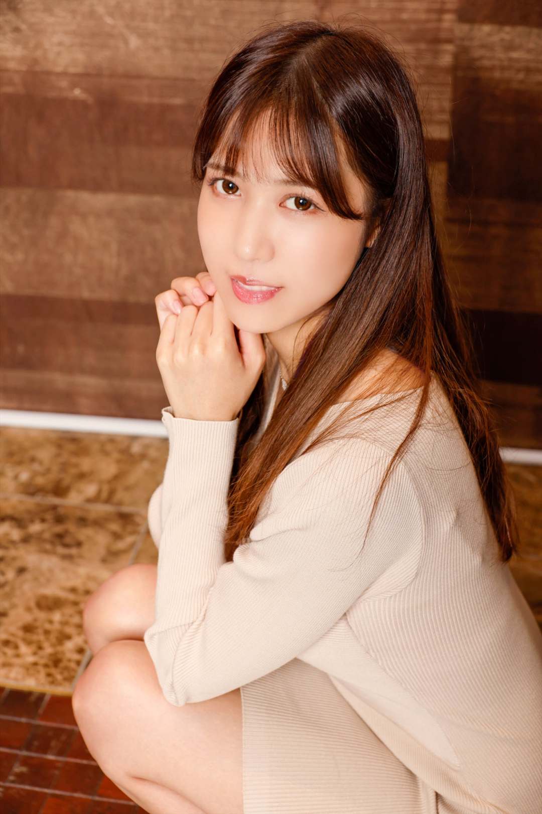 并木爱奈(並木あいな,Namiki Aina)