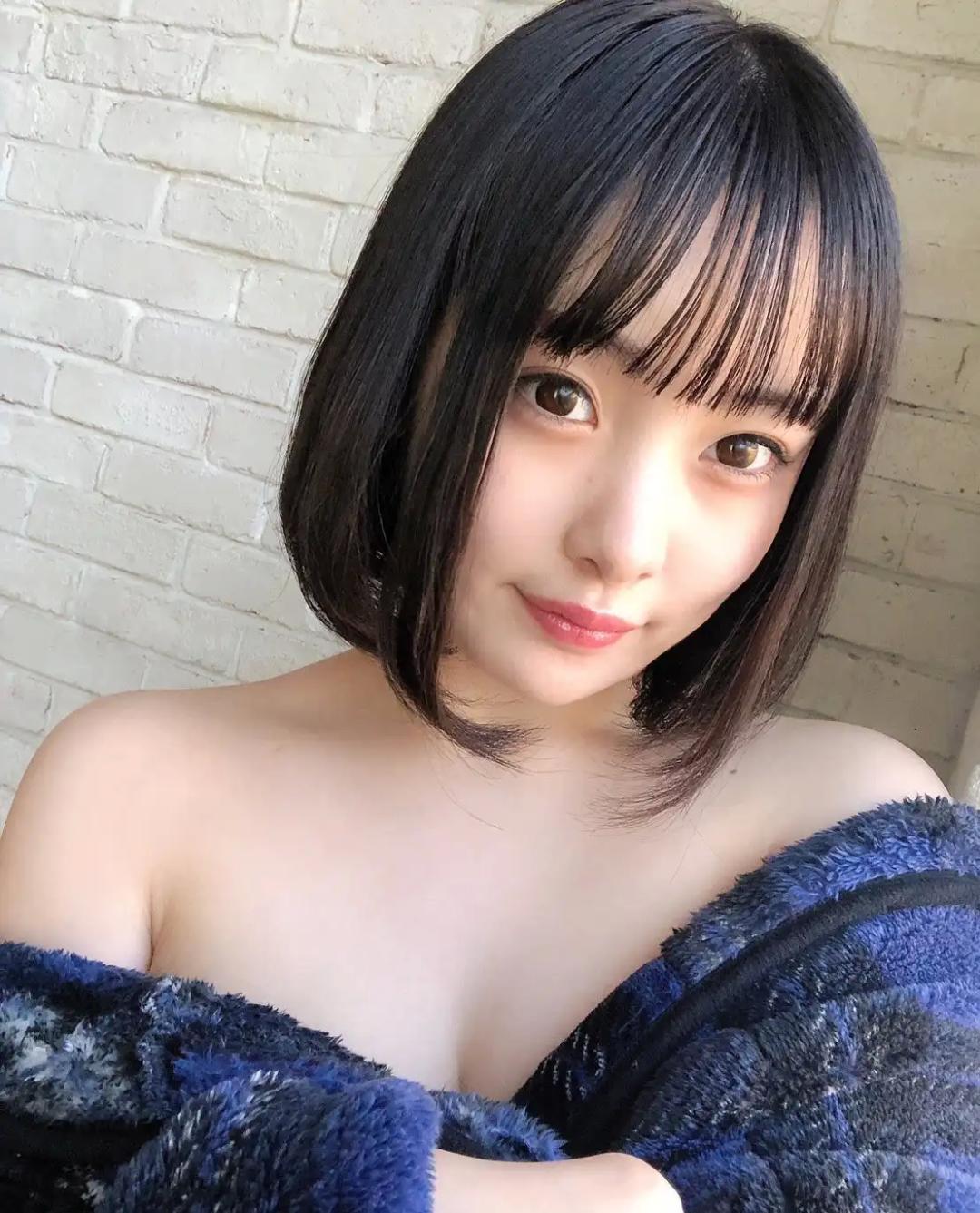爱宝玲(愛宝すず,Akane Suzu)