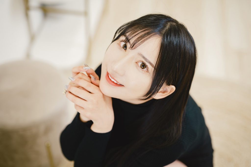 楪可怜(楪カレン,Yuzuriha Karen)