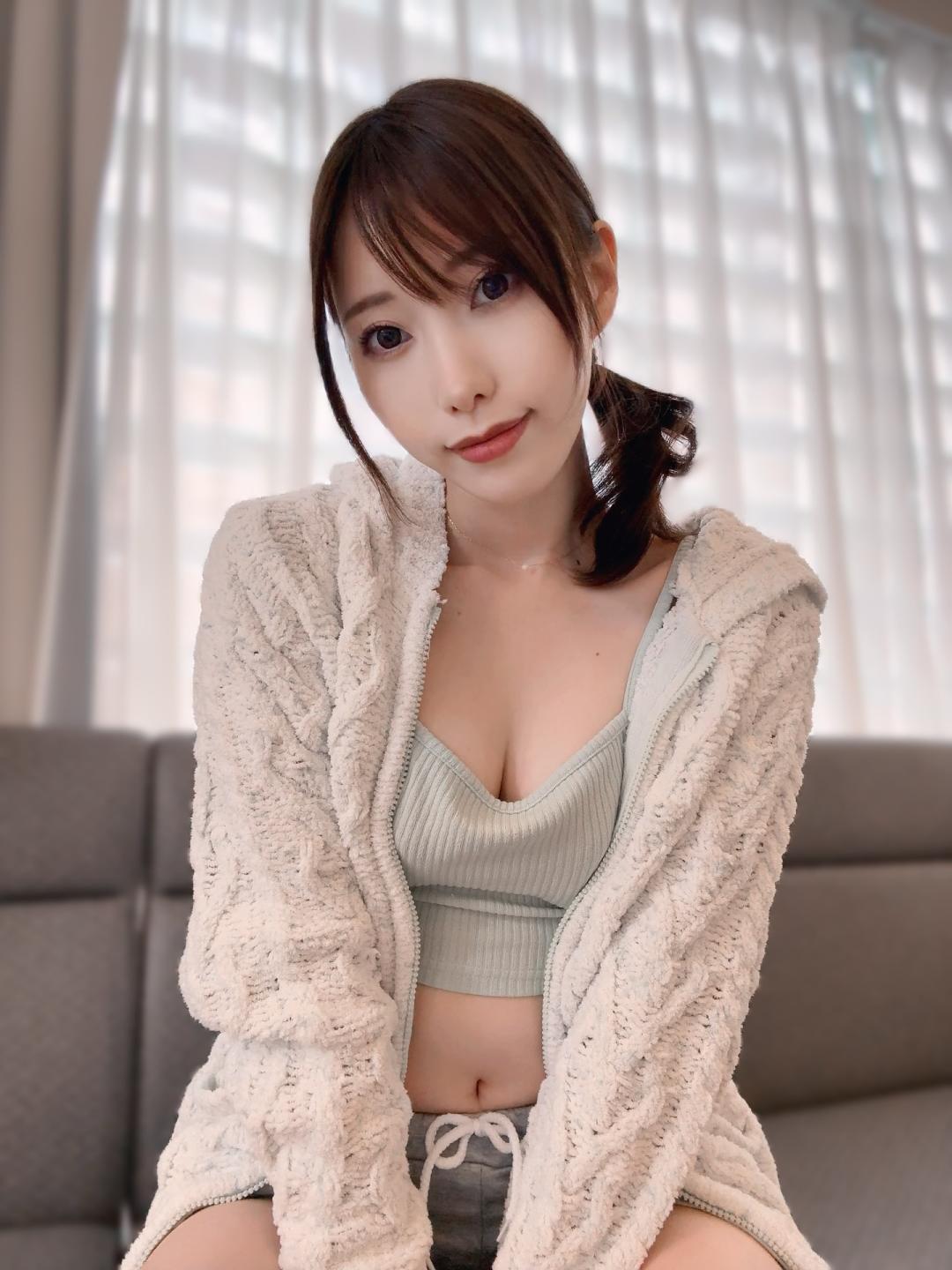 鹫见堇(鷲見すみれ,Sumi Sumire)
