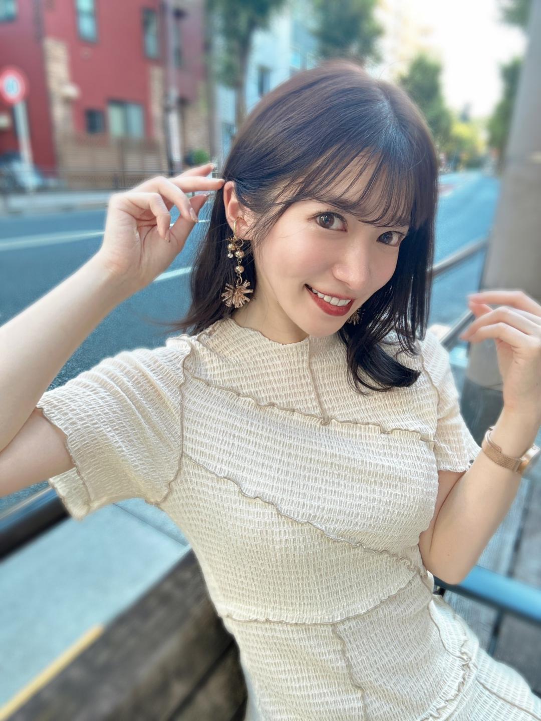 十束るう(Totsuka Ruu,十束流羽)