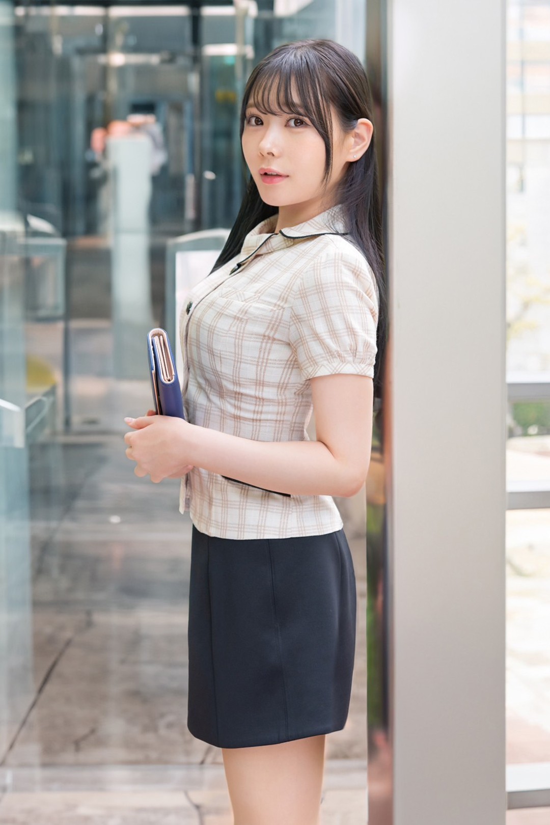 夏芽さき(夏芽咲,Natsume Saki)