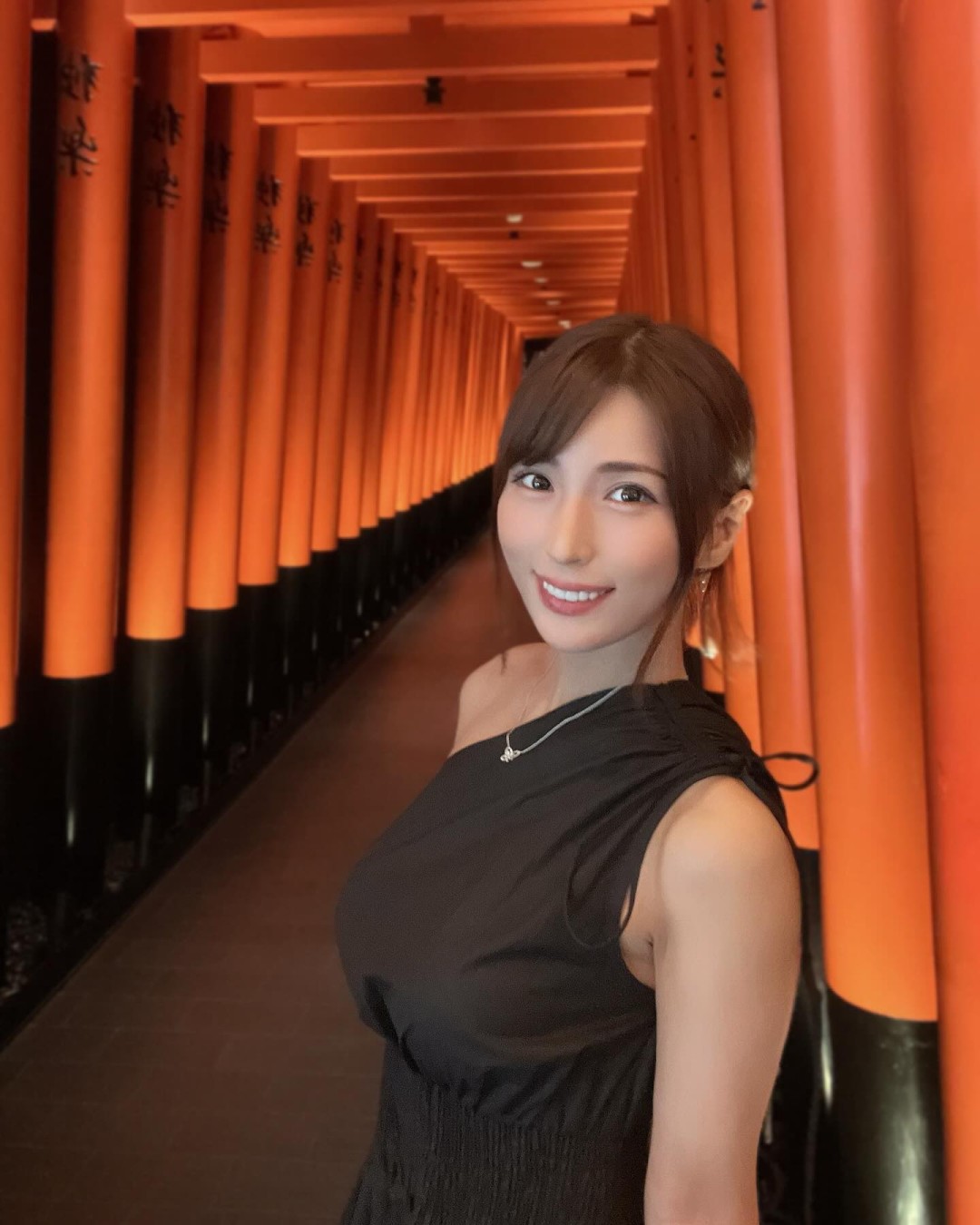 星野娜美(星野ナミ,Hoshino Nami)