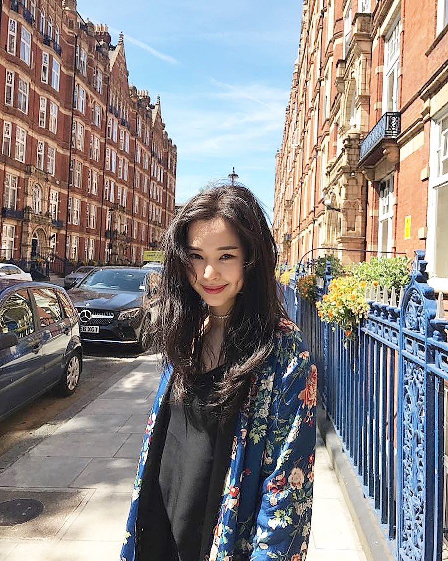 Lee Ha-nee(李荷妮)