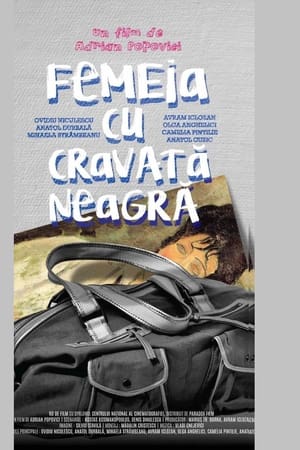 Femeia cu cravată neagră