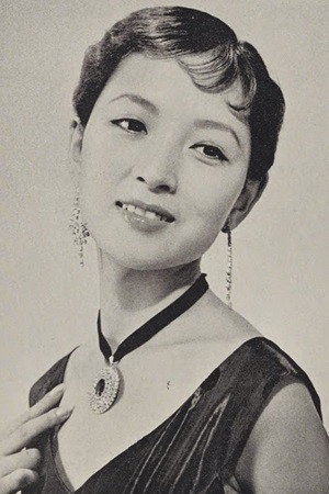 东谷暎子