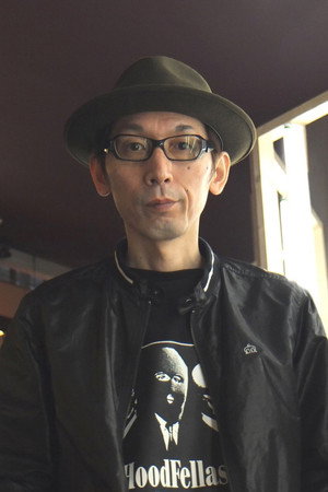 土屋豊