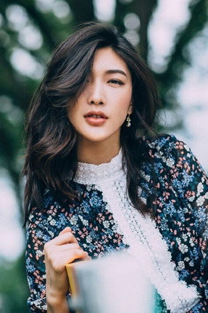 李嘉颐