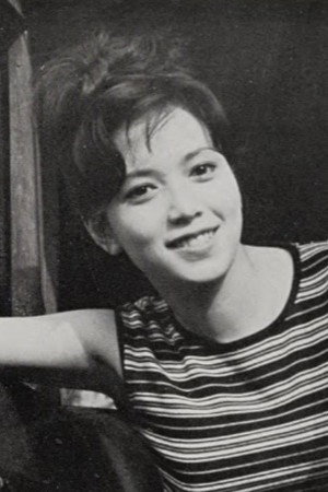 渚真弓
