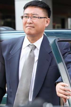 李育生