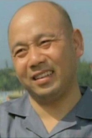 上官亮