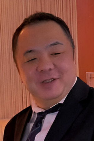 鸣泽贤一