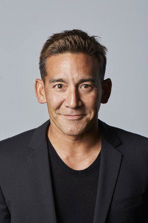 野村佑人