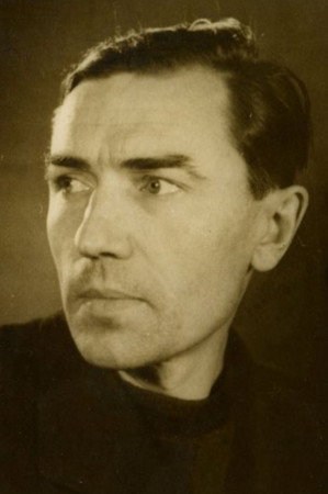 Дмитрий Белов