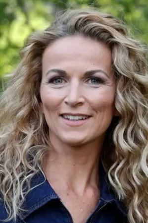Ann Van den Broeck