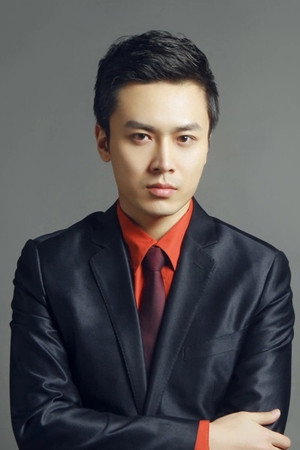 杨紫茳