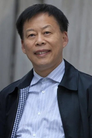 黄亚洲