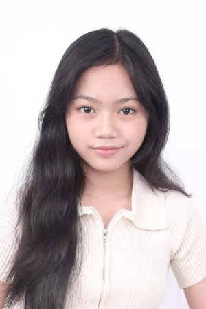 Ajeng giona