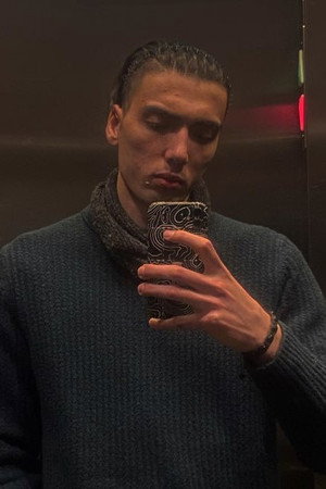 Manuchehr Azari