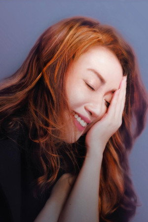 张莹