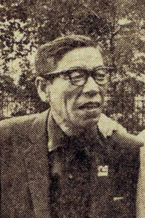 牛原虚彦