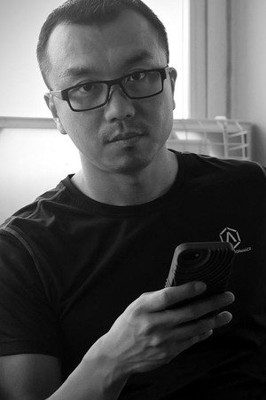 李萌