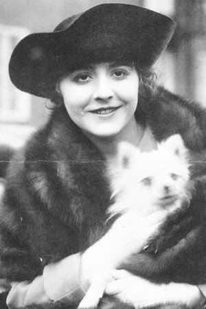 Ellen Dall