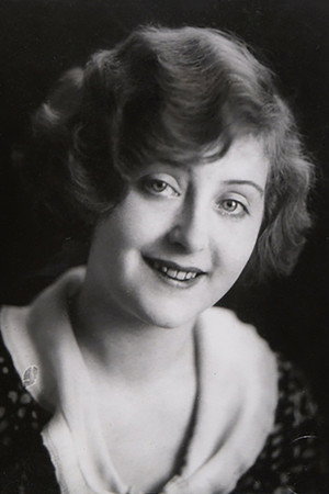 Iris Arlan