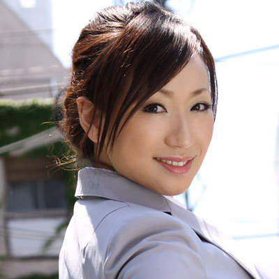 若葉あゆみ