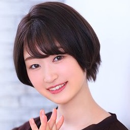 中園めいな