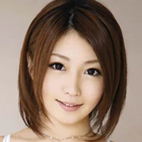 長谷川ゆな