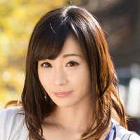 彩咲もも香