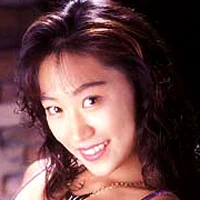 高倉みなみ