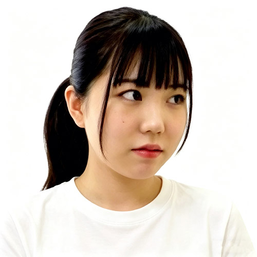 小美川まゆ
