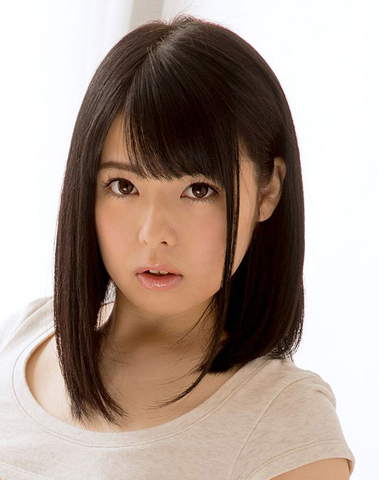 山川ゆな