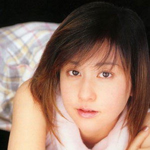 小泉ニナ