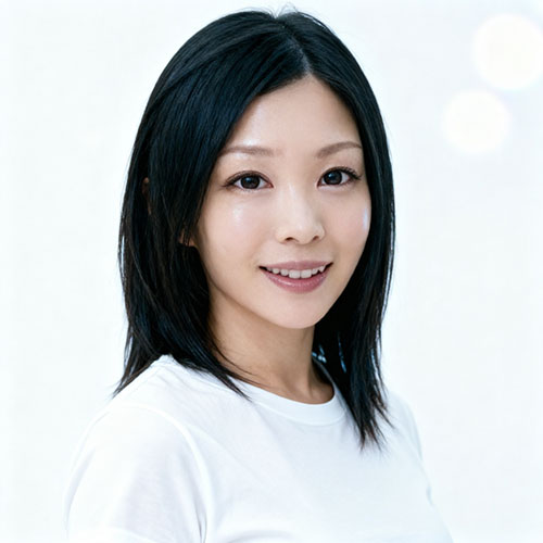 安達柚奈