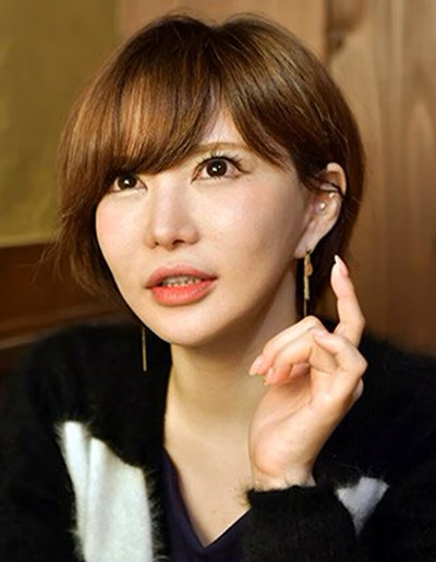 小泉彩