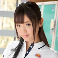 ひなた朱莉