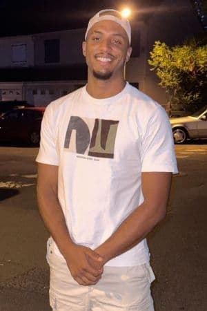 Théo