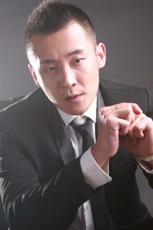 王梓