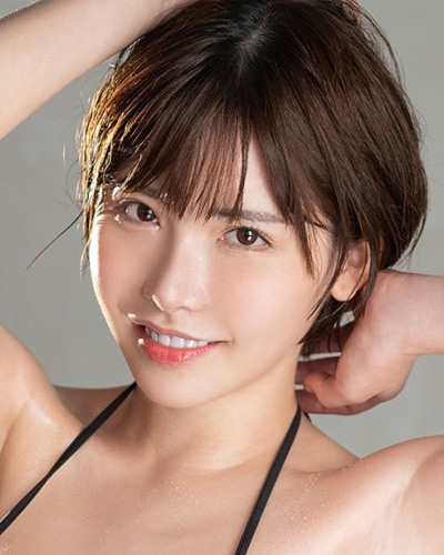 深田えいみ