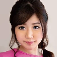 南波ありさ