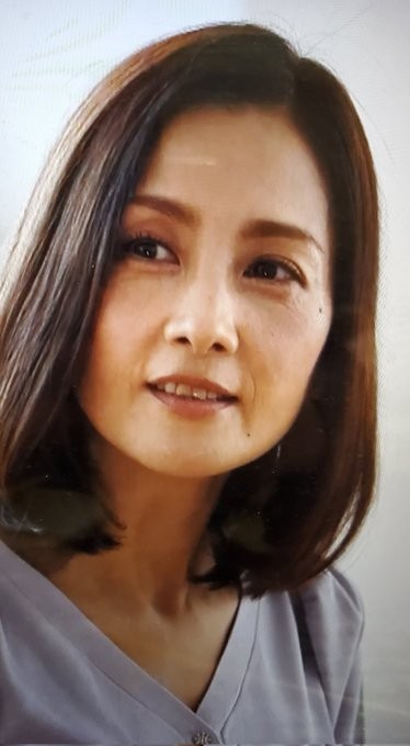 古東まりこ