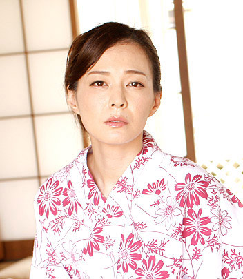 水原梨花
