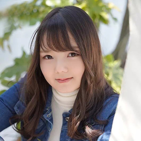 木咲あんな