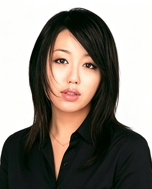 小泉ありさ