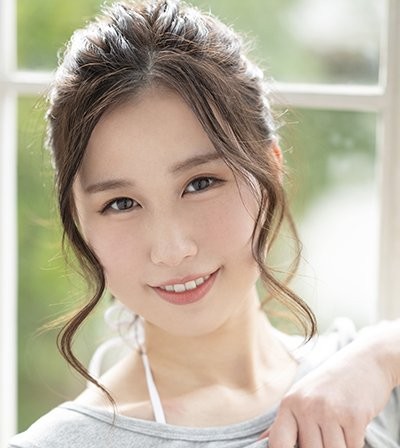 朝倉ここな