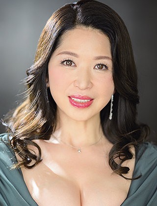 加山なつこ