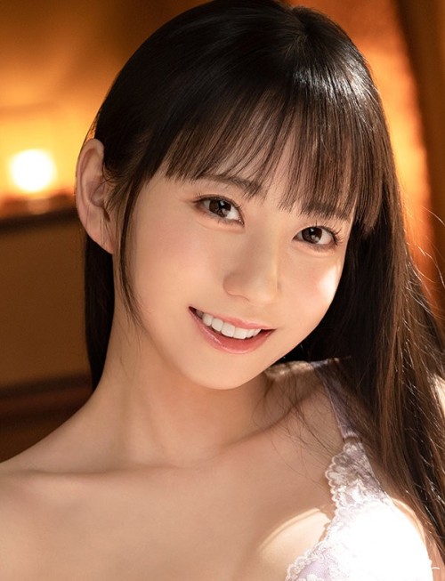 七沢みあ